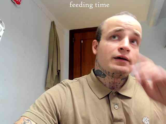 Layneinchains Live Webcam on BongaCams