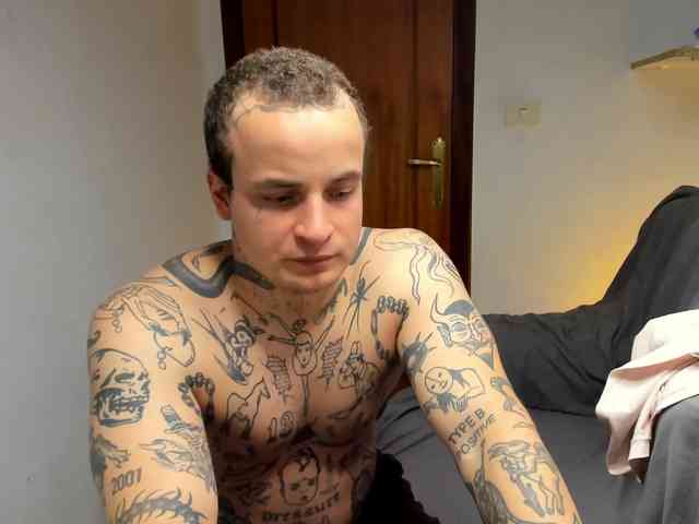 Layneinchains