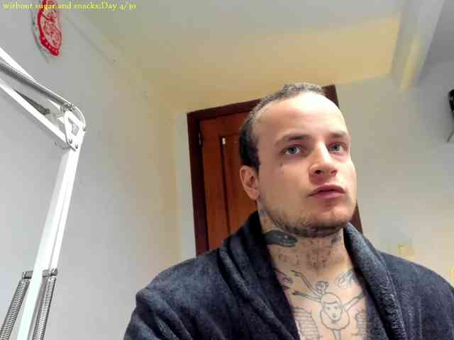 Layneinchains
