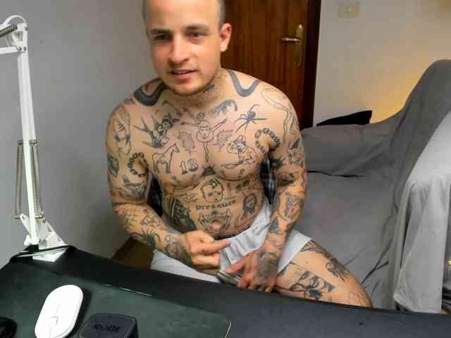 Layneinchains