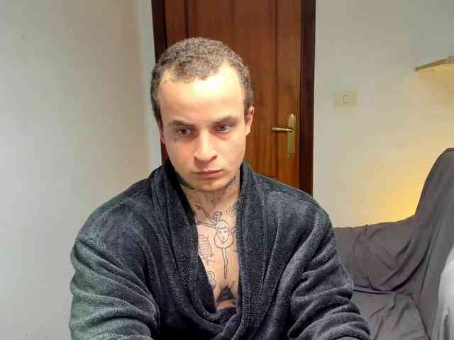 Layneinchains