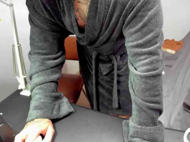 Layneinchains