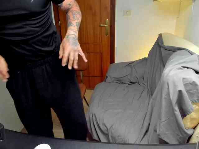 Layneinchains