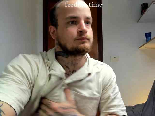 Layneinchains Layneinchains