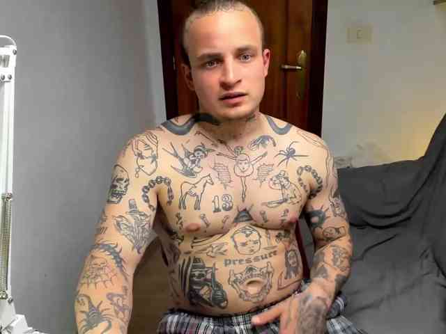 Layneinchains