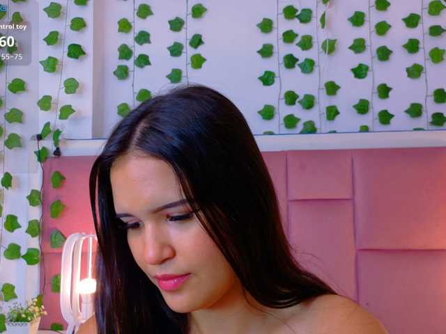 kailysweet1 live cam on BongaCams