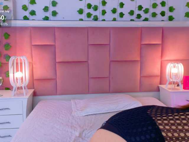 kailysweet1 live cam on BongaCams