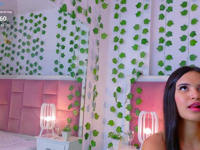 kailysweet1 live cam on BongaCams