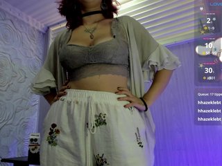AlexaFoxy18