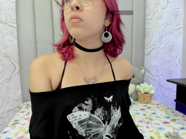 AlexaFoxy18 webcam