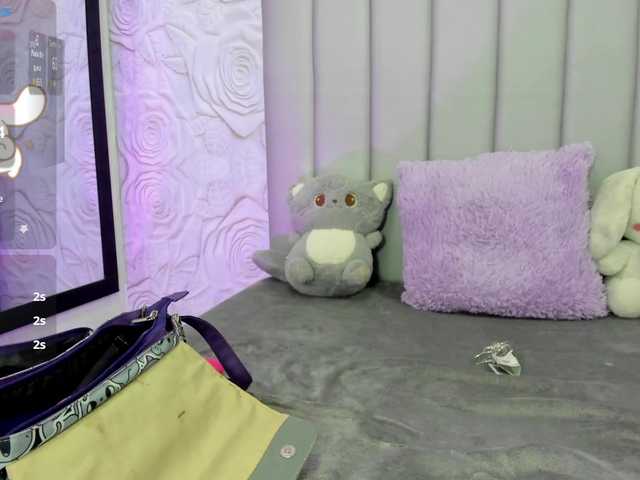 AlexaFoxy18
