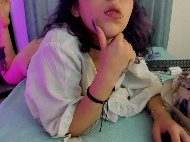 AlexaFoxy18