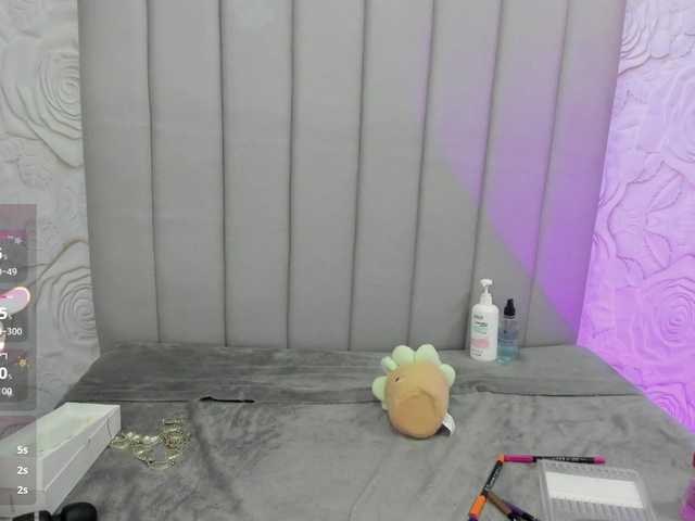 AlexaFoxy18