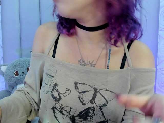 AlexaFoxy18