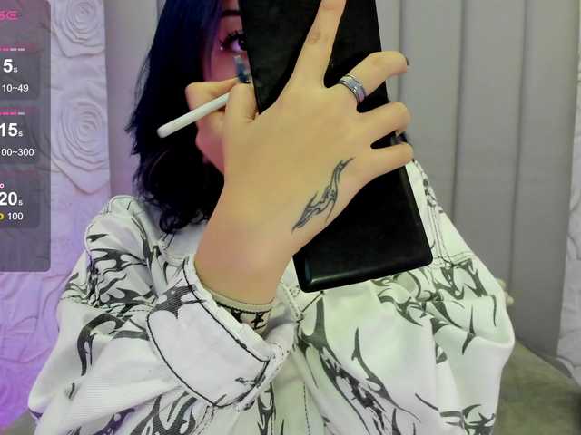AlexaFoxy18