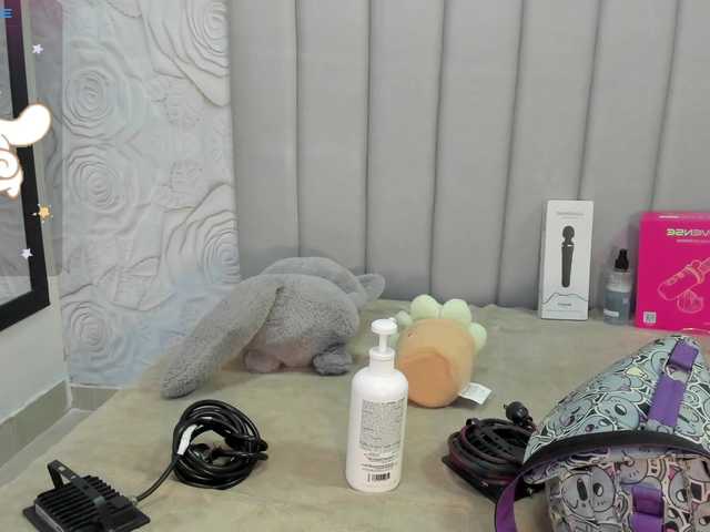 AlexaFoxy18