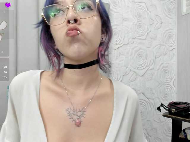 AlexaFoxy18