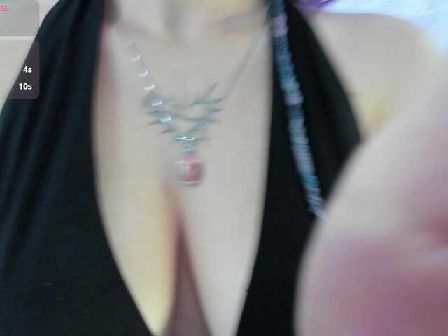 AlexaFoxy18's BongaCams show and profile