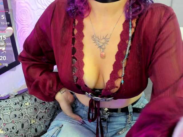 AlexaFoxy18