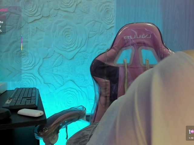 AlexaFoxy18