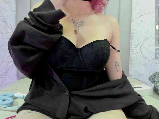 AlexaFoxy18