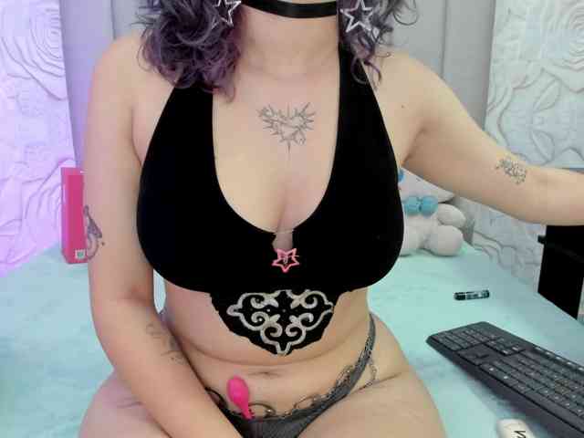 AlexaFoxy18