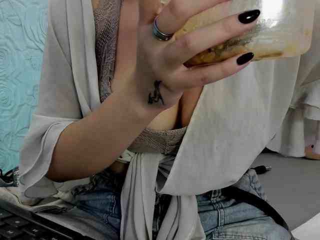 AlexaFoxy18 webcam