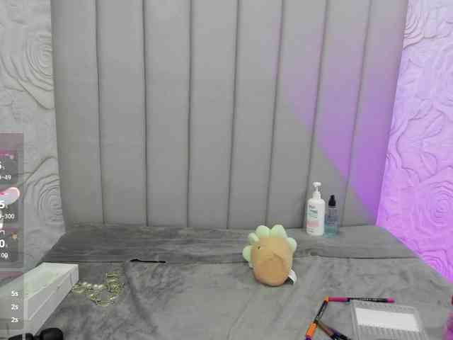 AlexaFoxy18