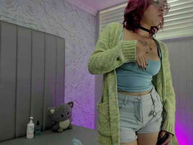 Model: AlexaFoxy18