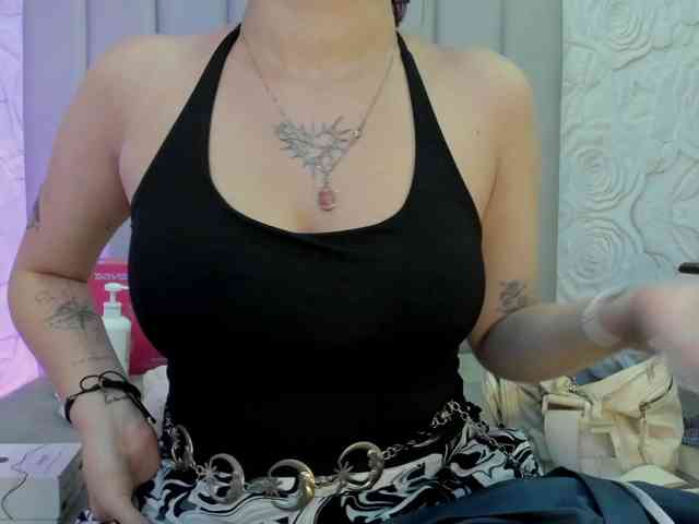 AlexaFoxy18 AlexaFoxy18