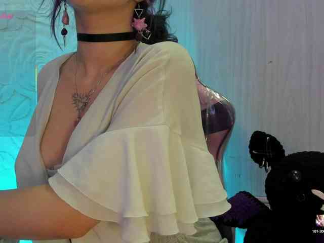 AlexaFoxy18