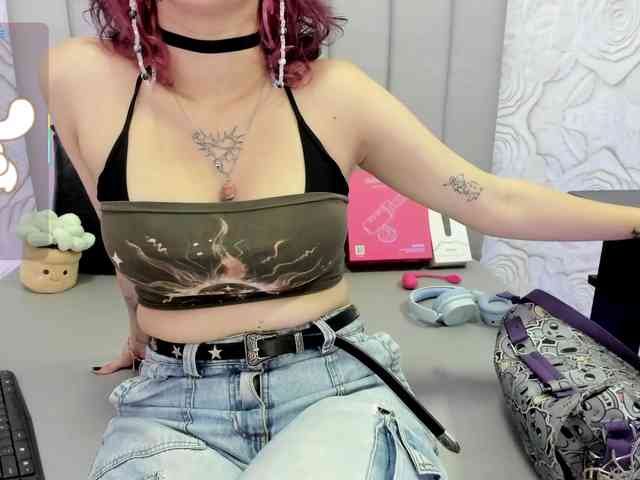 AlexaFoxy18 webcam