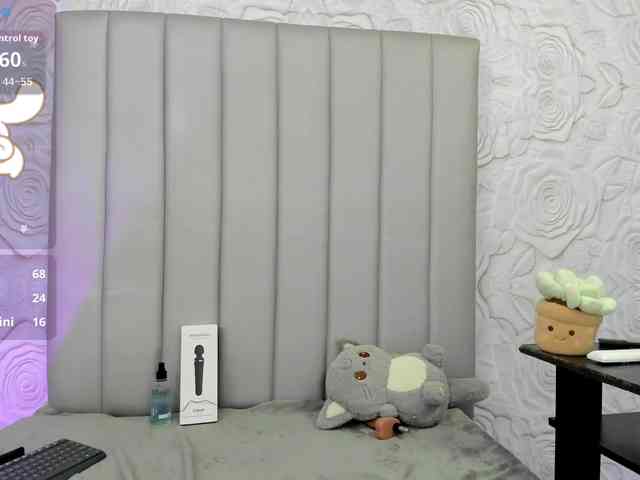 AlexaFoxy18