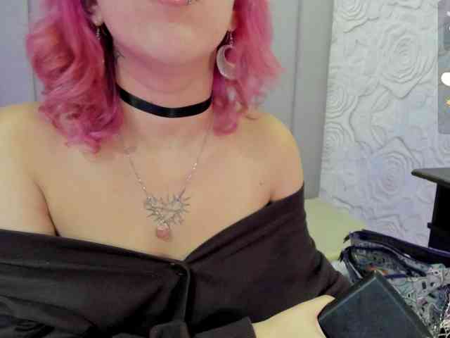 AlexaFoxy18