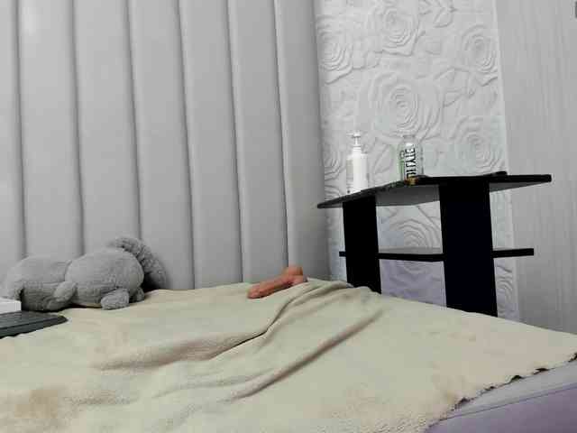 AlexaFoxy18 webcam