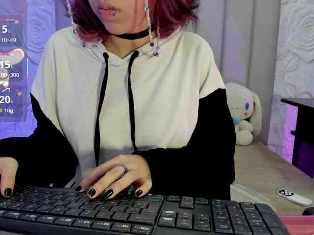 AlexaFoxy18