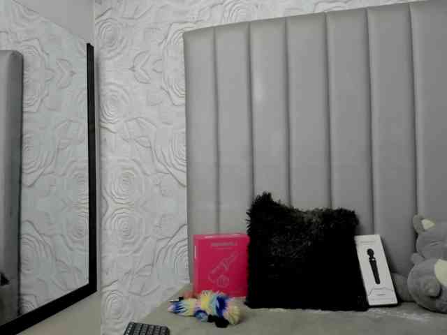 AlexaFoxy18