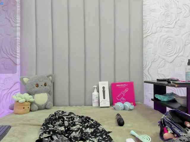 AlexaFoxy18