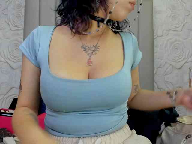 AlexaFoxy18