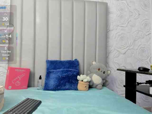 AlexaFoxy18