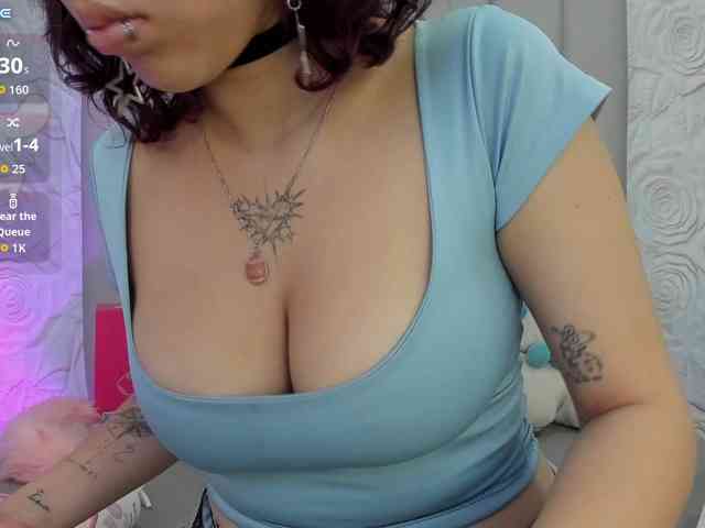 AlexaFoxy18 AlexaFoxy18