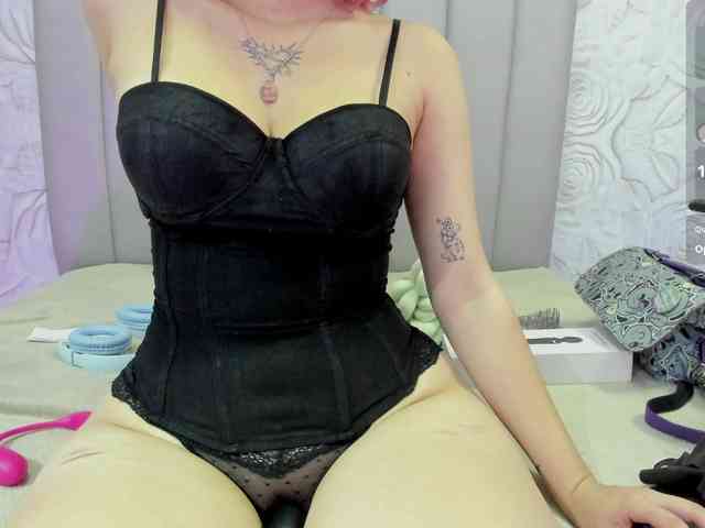 AlexaFoxy18 webcam
