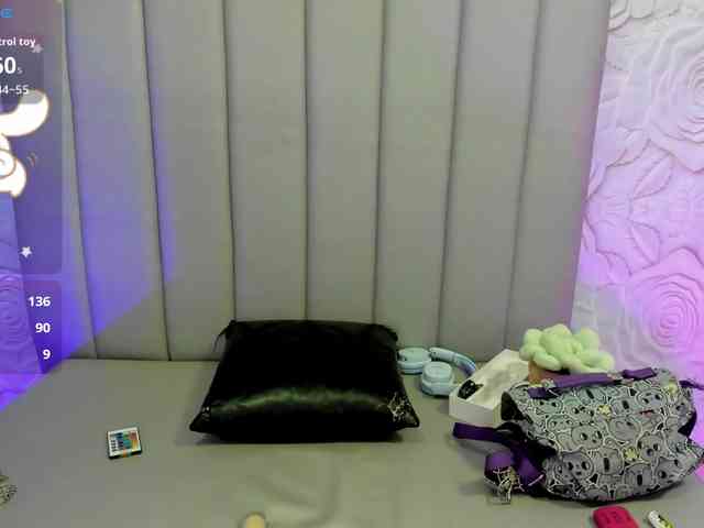 AlexaFoxy18