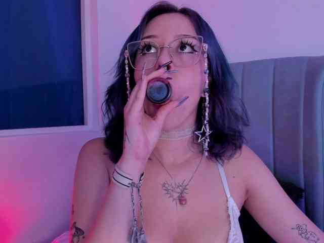 AlexaFoxy18