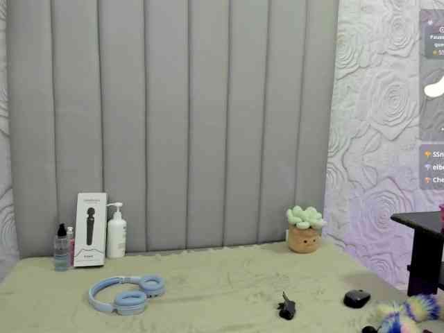 AlexaFoxy18 webcam