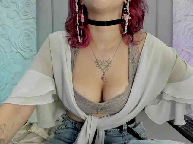 AlexaFoxy18