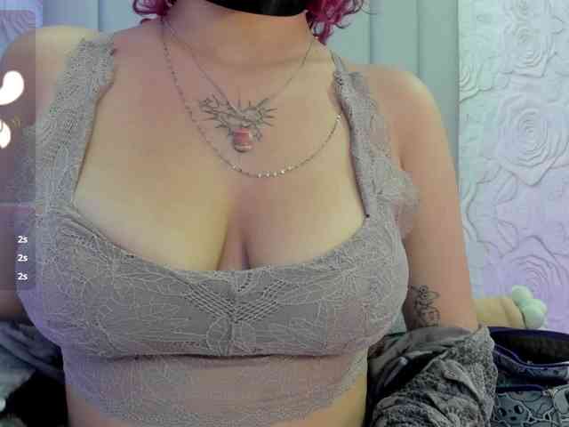 AlexaFoxy18