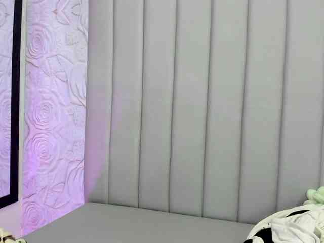 AlexaFoxy18