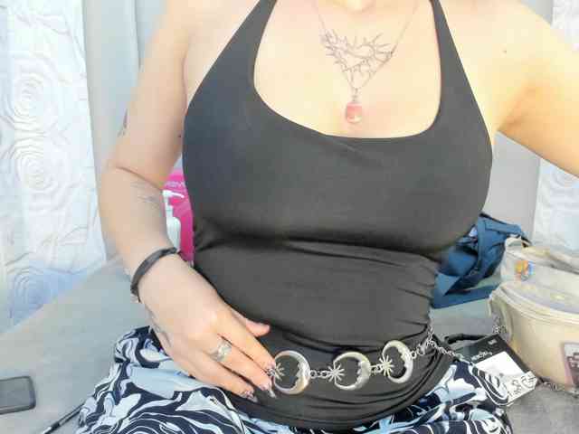 AlexaFoxy18