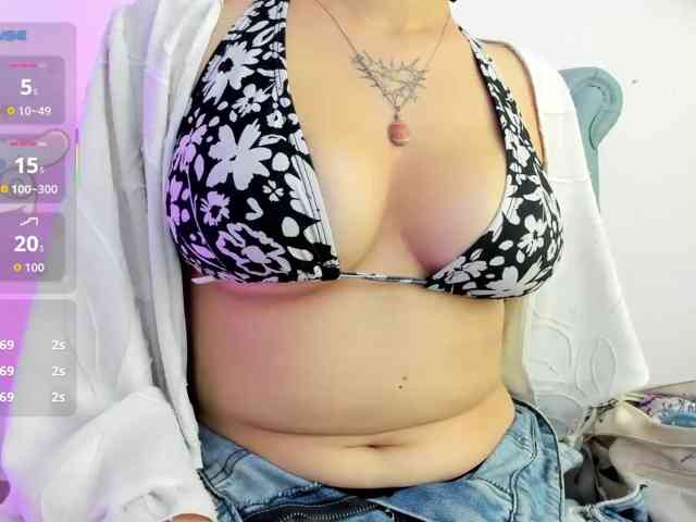 AlexaFoxy18